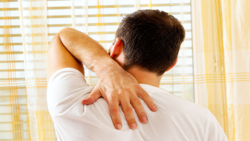 Treat Neck Pain in Chicago