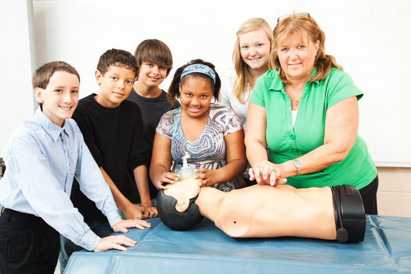 Emergencies At School: Why Teachers Should Know CPR