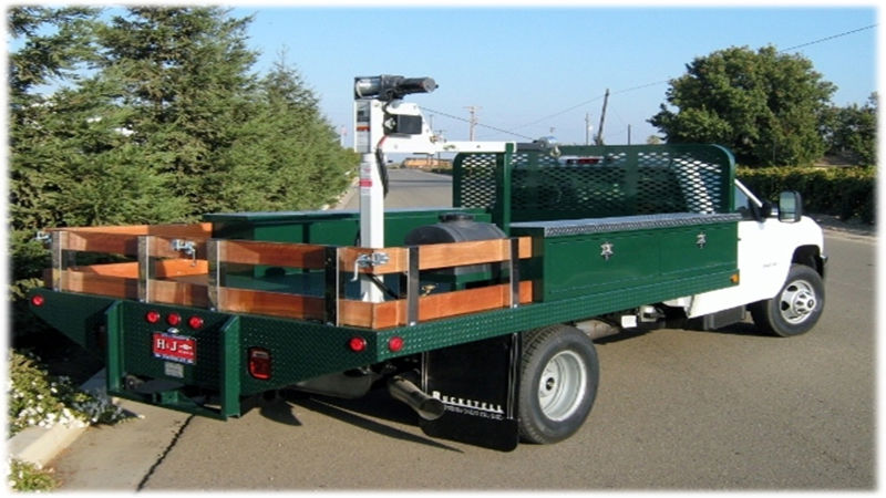 Articulated Dump Trucks: The Flatbed Dump Truck