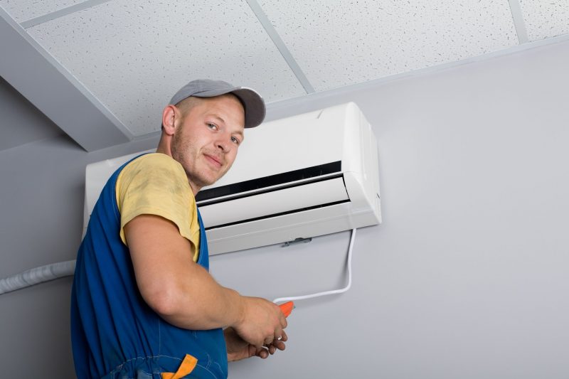 Why It’s Wise to Use an Air Conditioning Repair Service