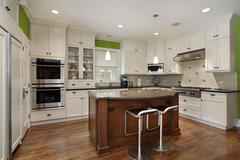Tips on Choosing the Best Residential Roofing Contractors