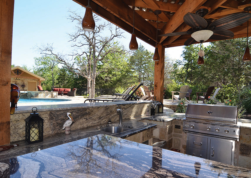 A New Way of Dining: Outdoor Kitchens in Waukesha WI