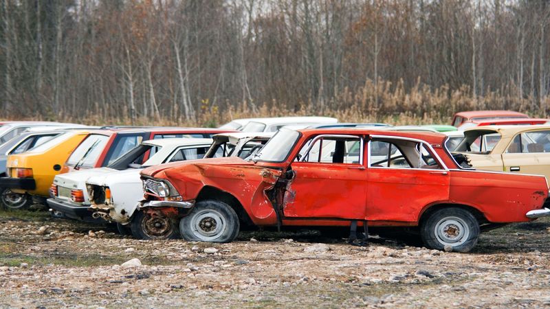 Cash For Junk Cars in San Diego Helps Free Up Space