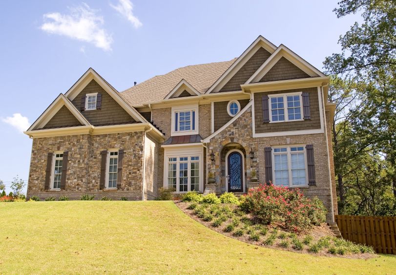 How to Know When to Sign a Lease for Student Apartments in Alabama
