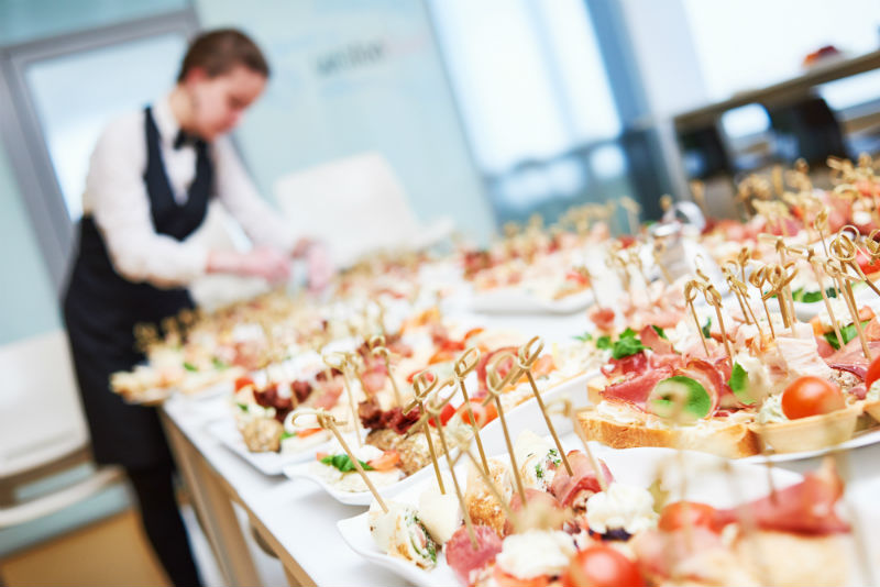 The Advantages of Getting Professional Catering Services For Your Business