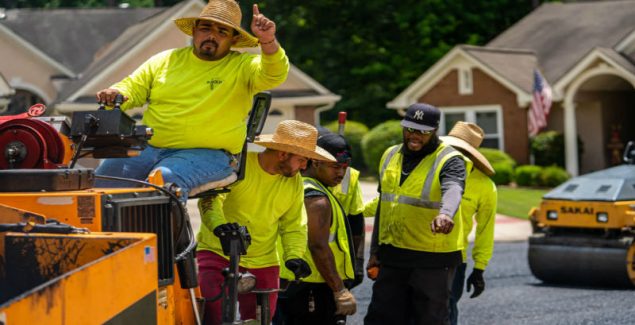Parking Lots—Asphalt Sealcoating in Atlanta, GA